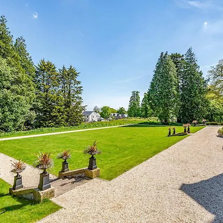 Alice House Stone Cross Mansion ウルバーストン